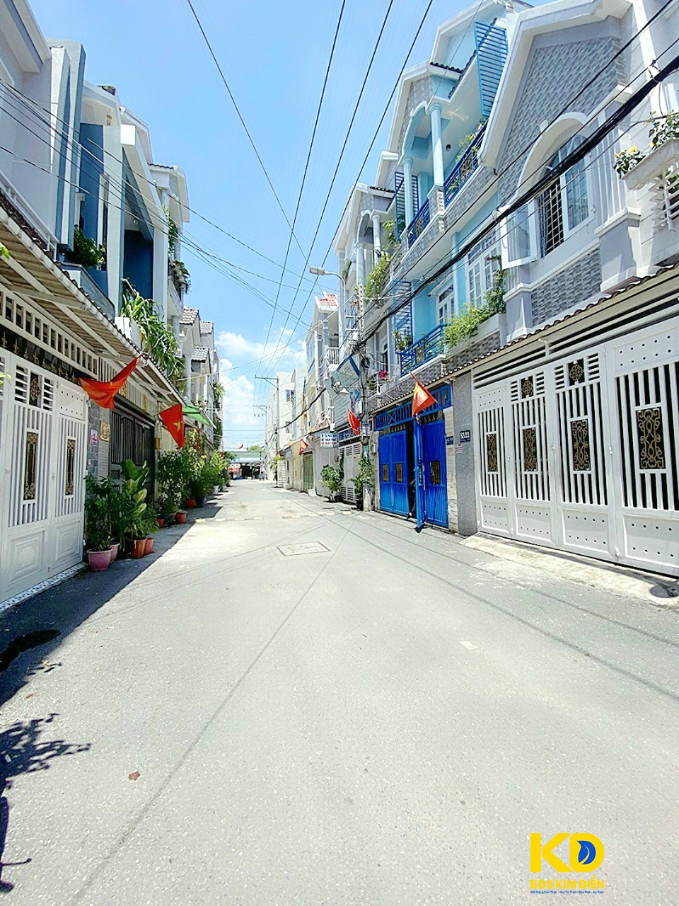 Bán nhà mặt tiền đường 6m hẻm 83 đường Đào Tông Nguyên thị trấn nhà bè (kho c)