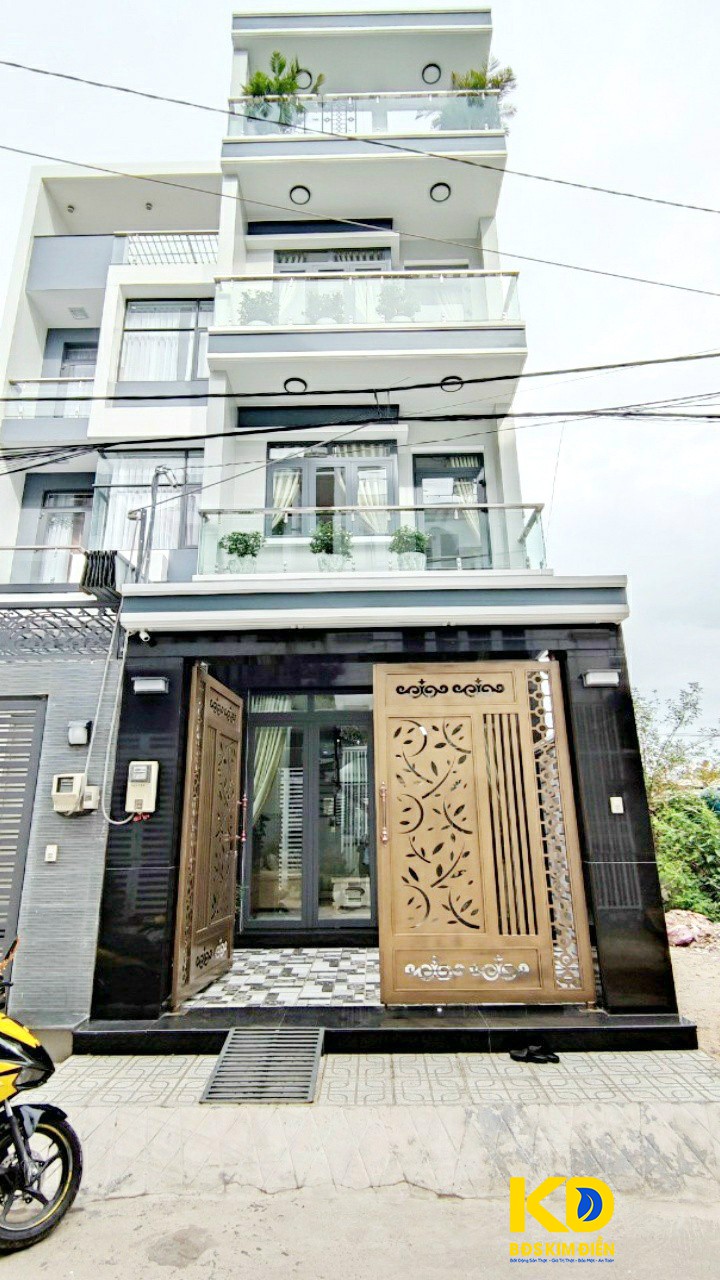 Bán nhà đẹp hiện đại 3 lầu mặt tiền đường 7m Huỳnh Thị Đồng Nhà Bè