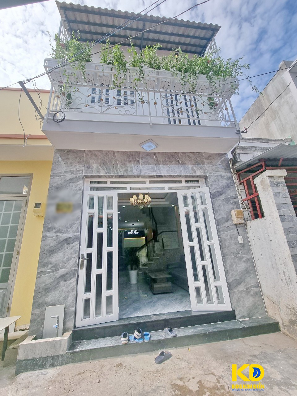 Bán nhà sổ hồng riêng hẻm 1113 Huỳnh Tấn Phát P. Phú Thuận Quận 7.