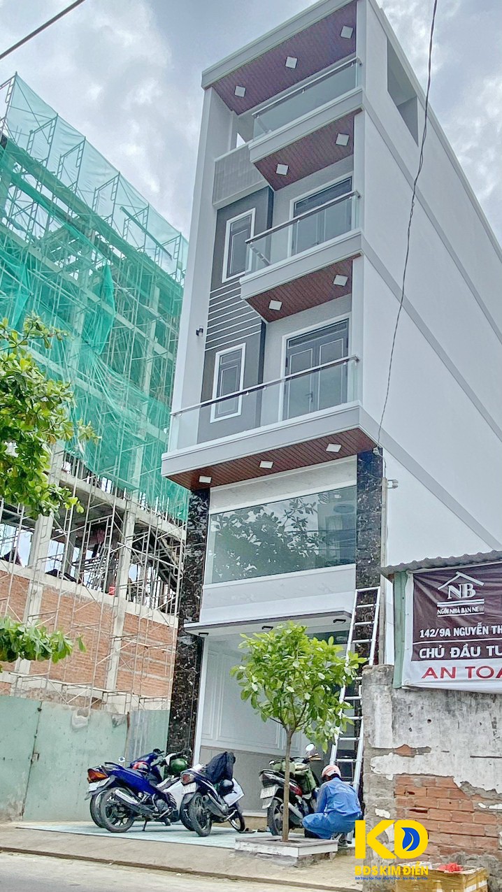 Bán nhà mới hoàn thiện mặt tiền đường 12m liền kề khu Him Lam hot nhất Quận 7.