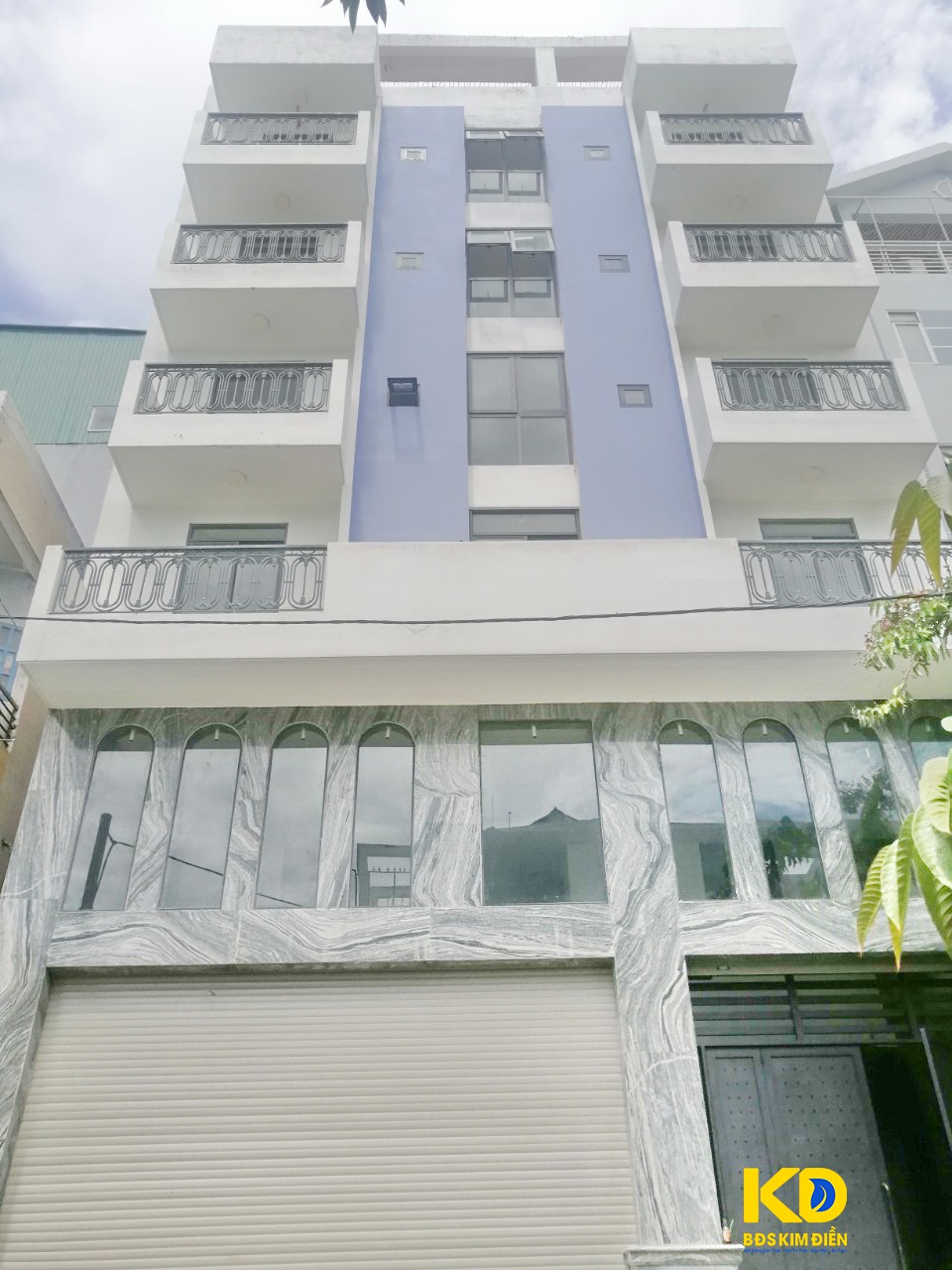 Cho thuê sân thượng tòa nhà: Khu cư xá ngân hàng, Phường Tân Thuận Tây, Q7.