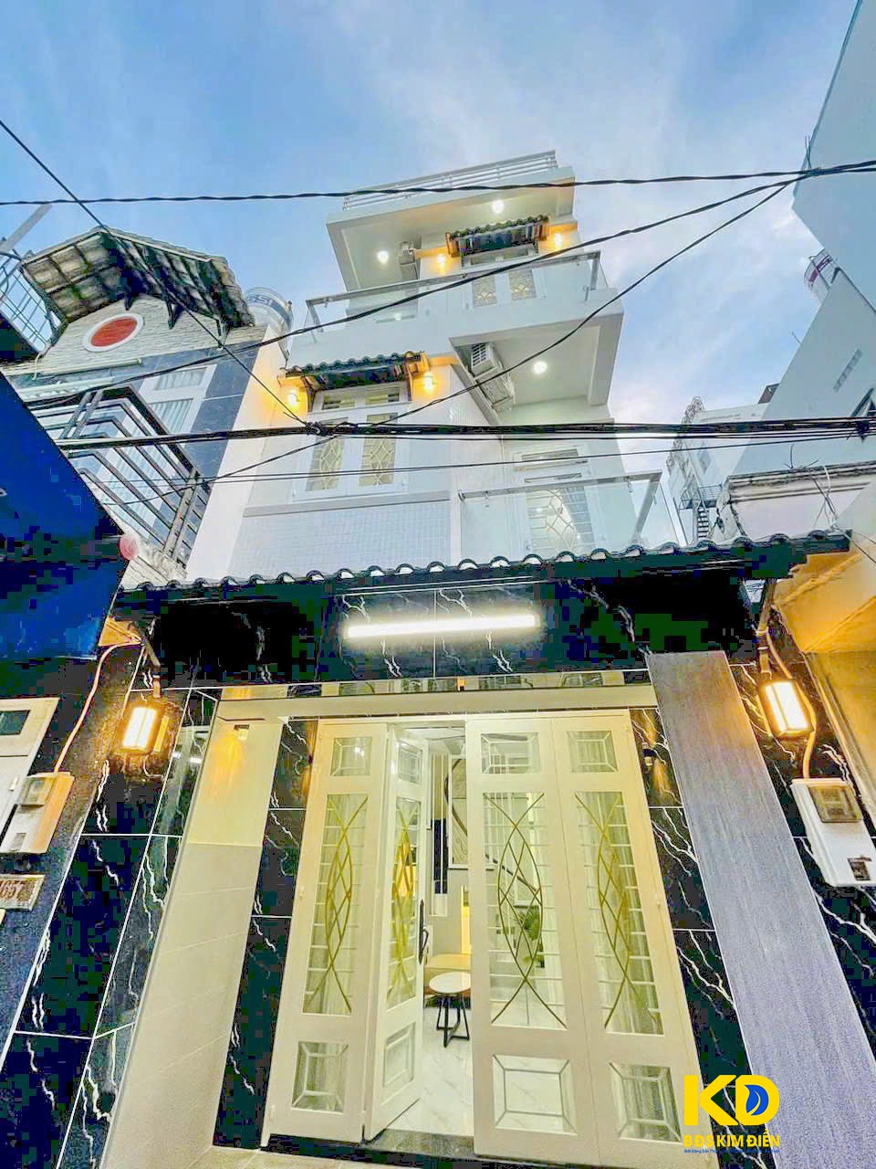 Bán nhà phố 2 lầu sân thượng mới đẹp lô nhì Huỳnh Tấn Phát P. Phú Mỹ Q7.
