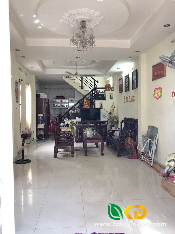 Bán gấp nhà 1 lầu hẻm xe hơi 95 Lê Văn Lương Quận 7