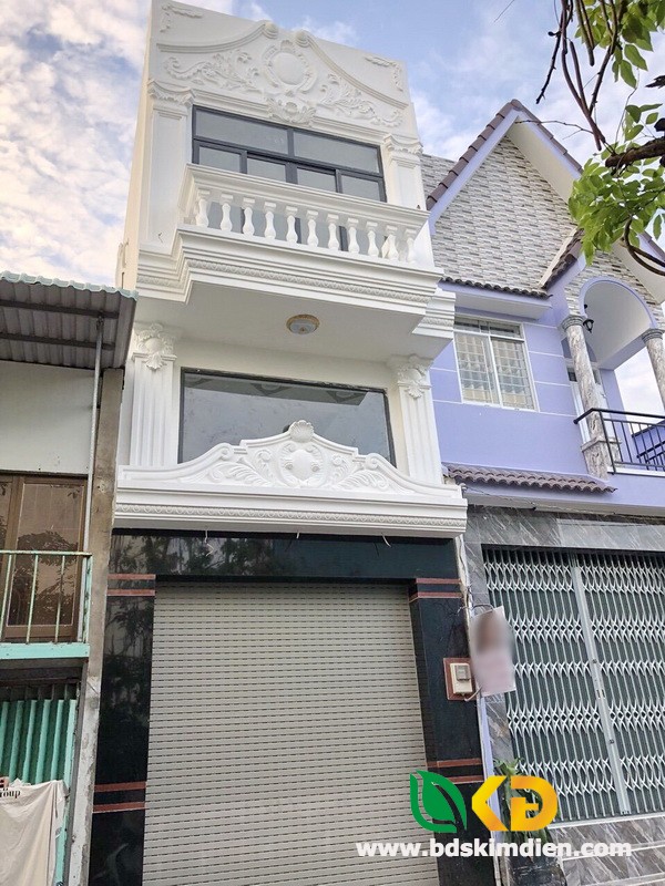 Bán nhà đẹp 1 lửng, 1 lầu mặt tiền đường ngay chợ Phú Thuận Quận 7