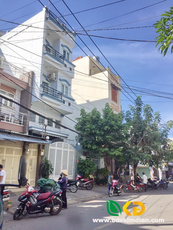 Bán nhà mới đẹp 3 lầu mặt tiền Huỳnh Tấn Phát Quận 7