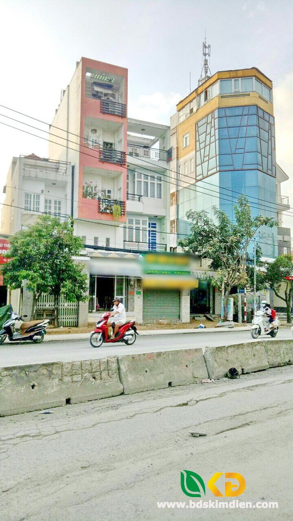 Bán nhà cấp 4 mặt tiền Huỳnh Tấn Phát phường Tân Phú Quận 7